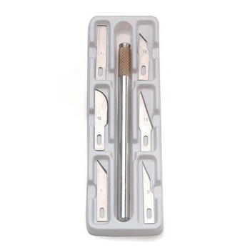 Taglierino + 6 Lame - Darice 97764